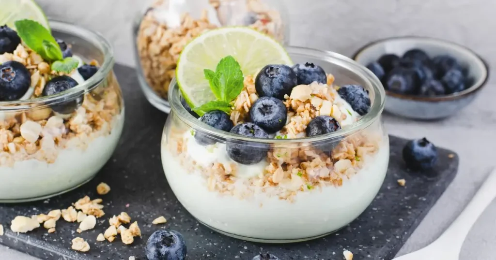 Blueberries with Greek Yogurt