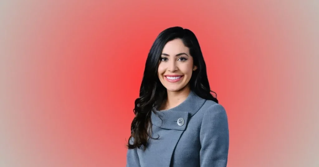 Anna Paulina Luna Early Life