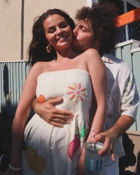 Selena Gomez quietly made the birthday of her fiancé, Belly Blanco image screenshot by Stuffablog